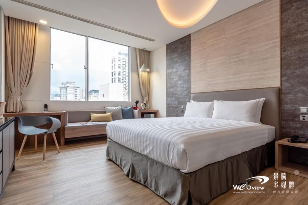 玩行旅台北館 Hotel Tajpej Kültér fotó
