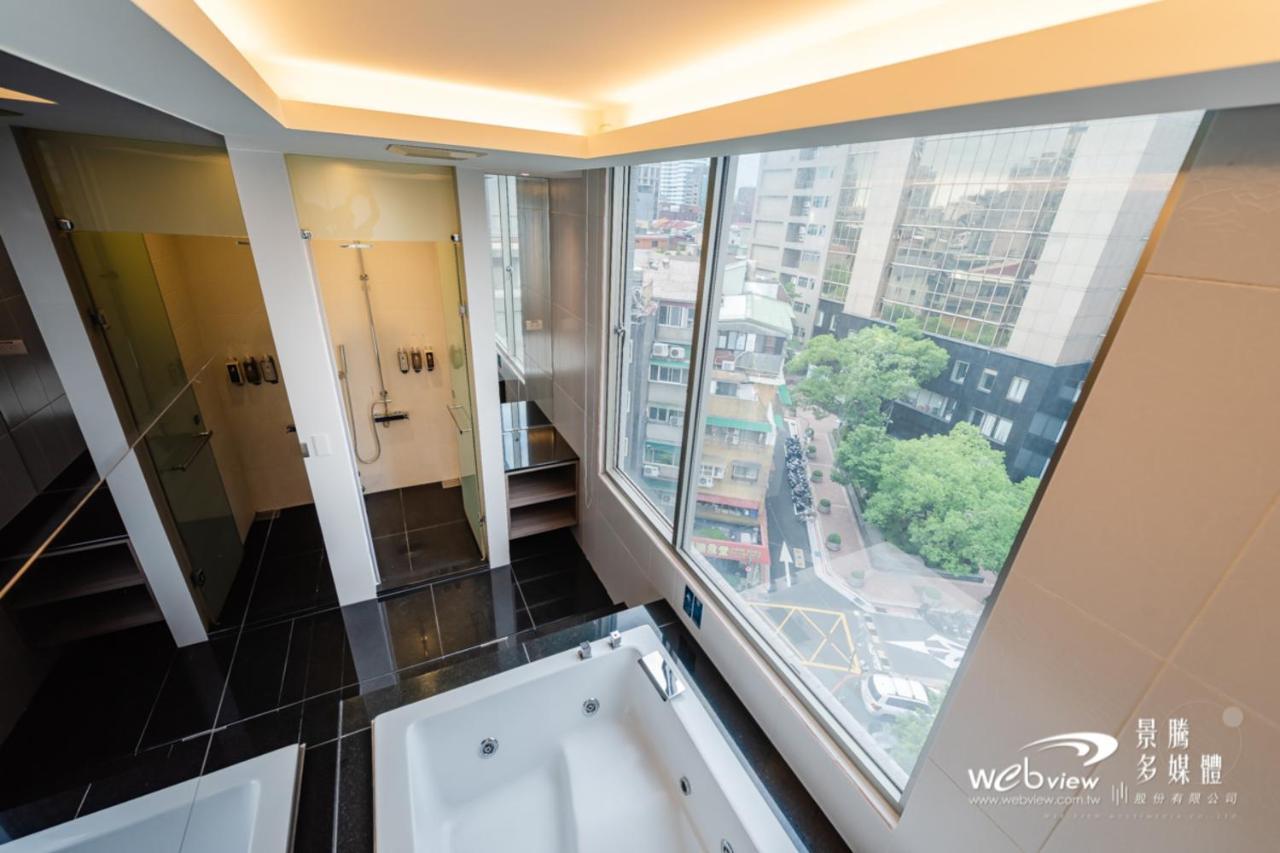 玩行旅台北館 Hotel Tajpej Kültér fotó
