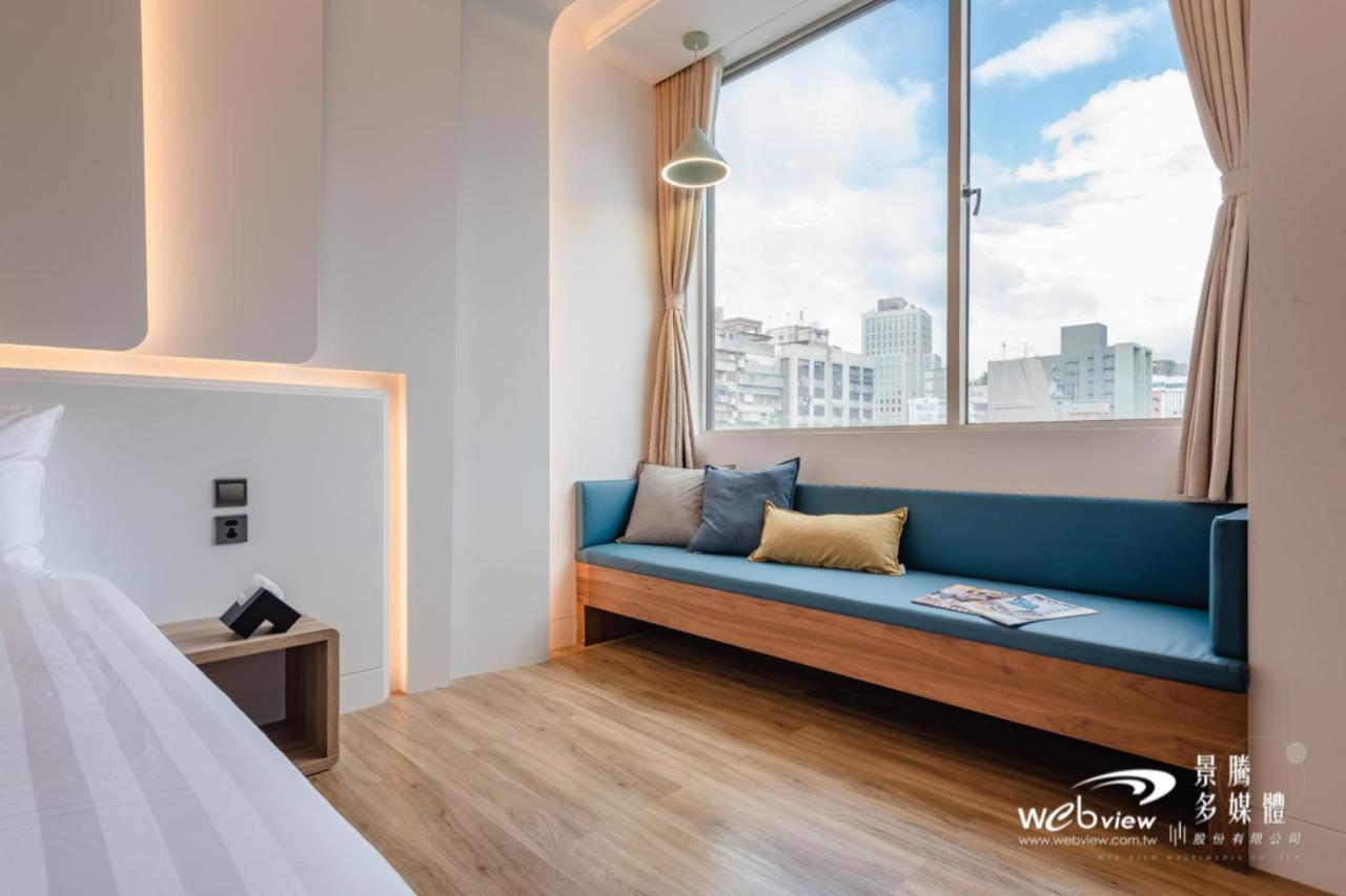 玩行旅台北館 Hotel Tajpej Kültér fotó