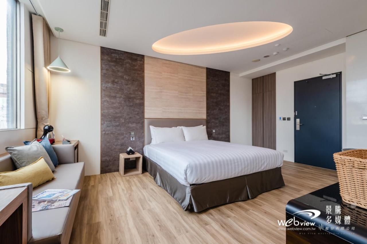 玩行旅台北館 Hotel Tajpej Kültér fotó