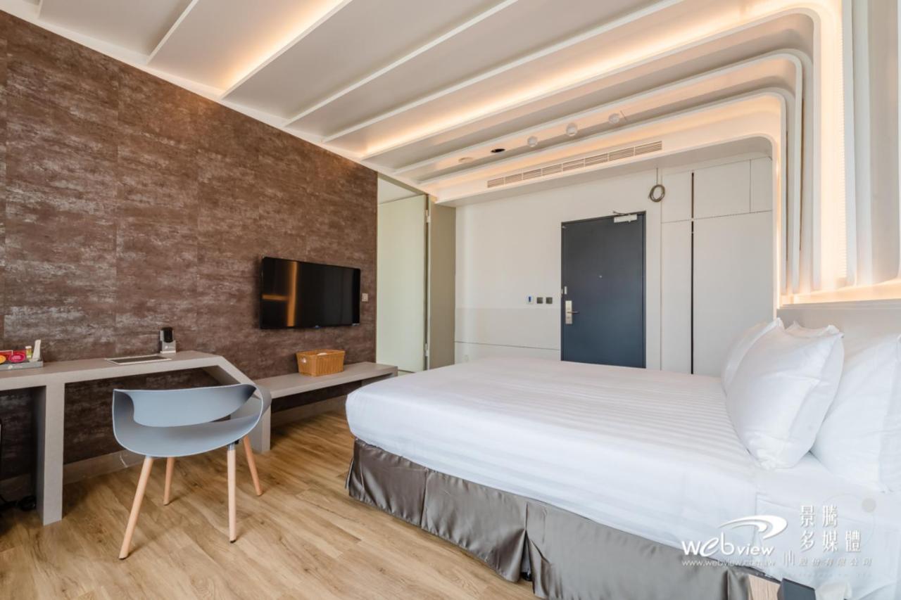 玩行旅台北館 Hotel Tajpej Kültér fotó