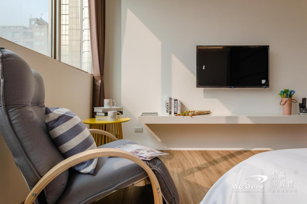 玩行旅台北館 Hotel Tajpej Kültér fotó